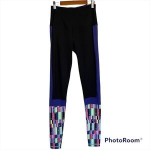VICTORIA'S SECRET Knockout color block tights Leggings